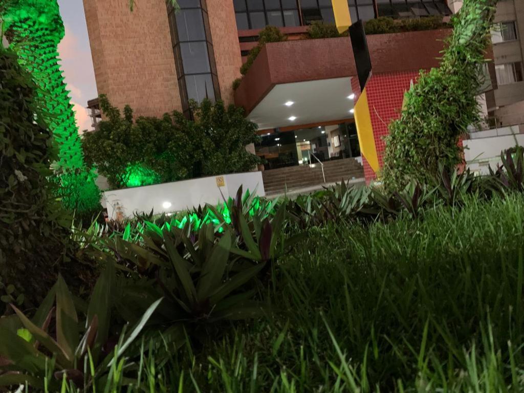 Maravilhoso Apartamento 2 Quartos Com Ofuro Porto Da Barra Salvador Summer Barra Flat Eksteriør bilde